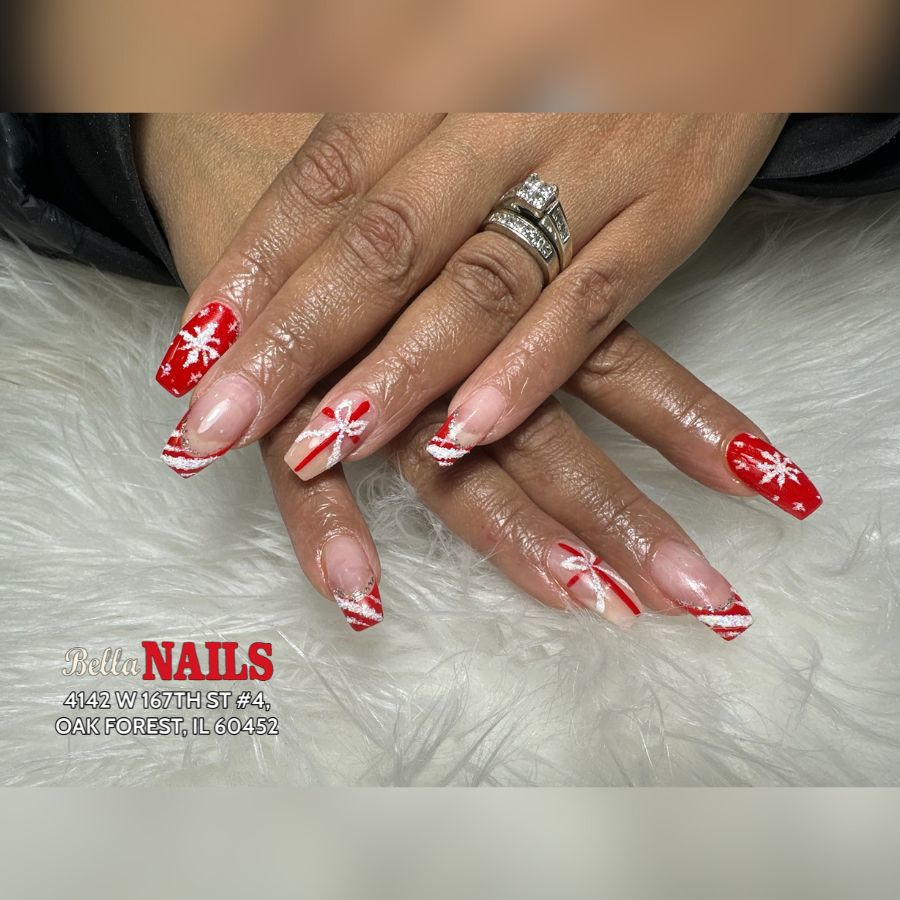 Bella Nails